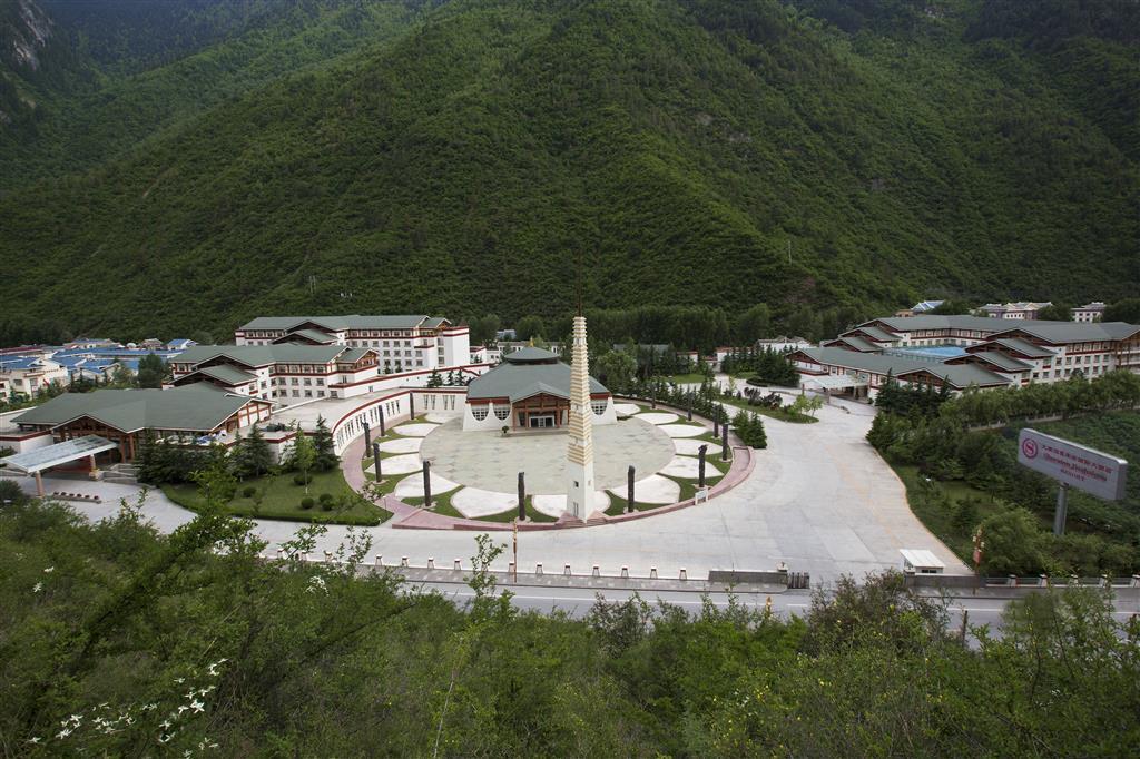 Sheraton Jiuzhaigou Resort Extérieur photo